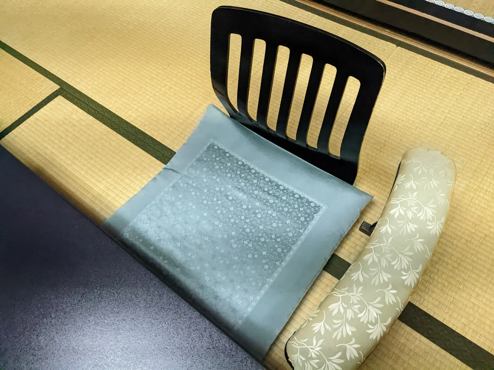 座椅子の回収